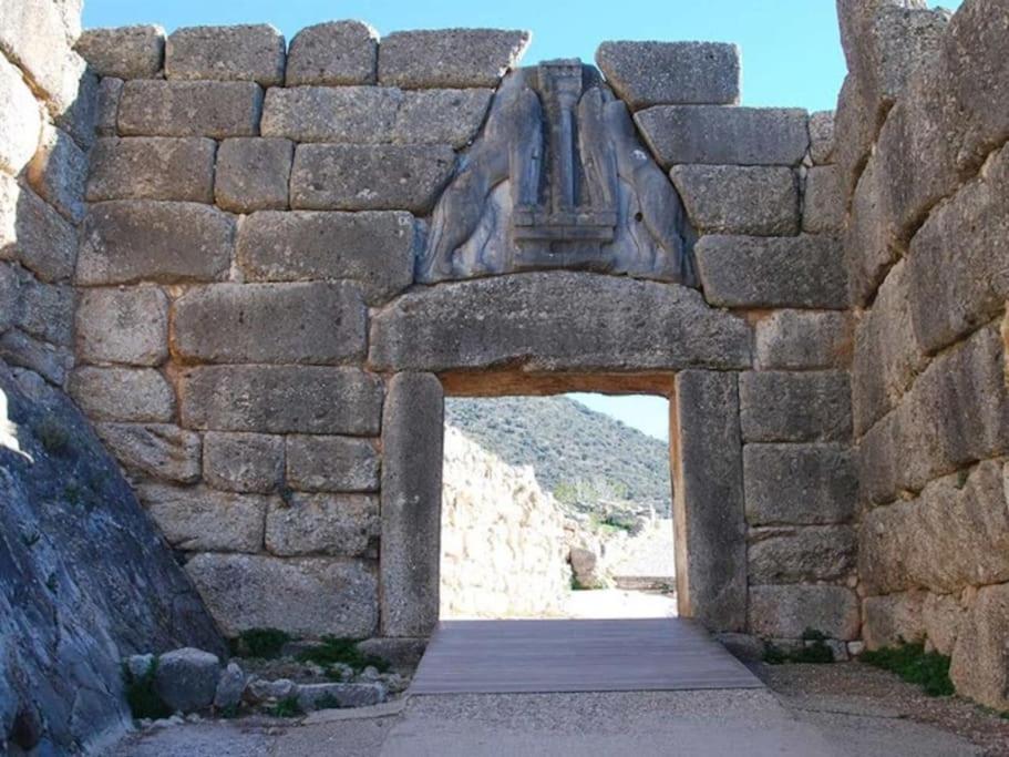 Holiday home Mycenae Rustic House, ολόκληρο σπίτι στις μυκήνες